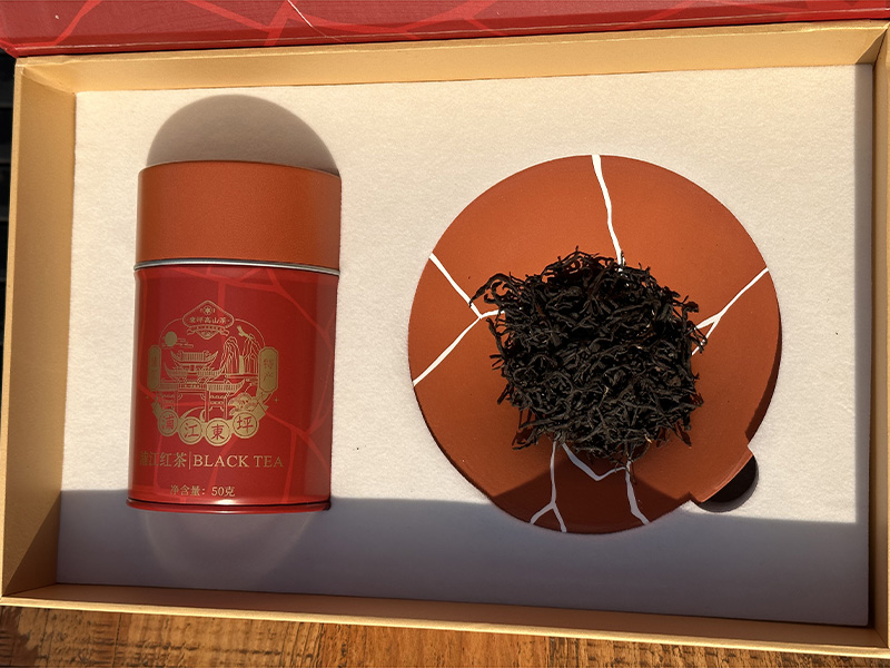 望江万年上山茶与器